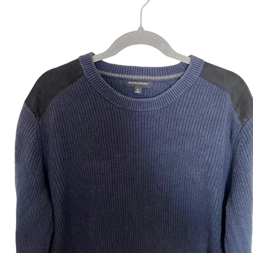 Banana Republic Mens XL Navy Blue Ribbed Cotton Sweater Suede Shoulder Patch